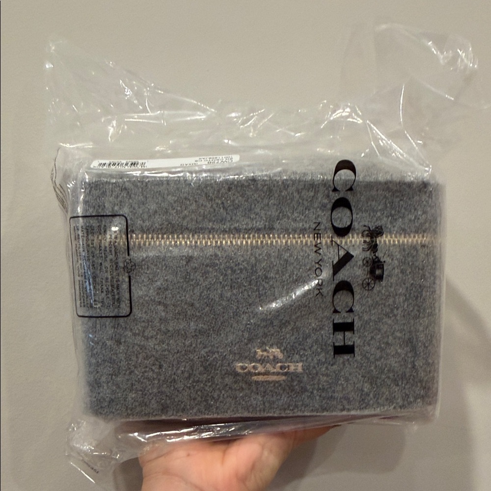 🤎🖤COACH~Cosmetic Case In Signature Canvas - Picture 7 of 7